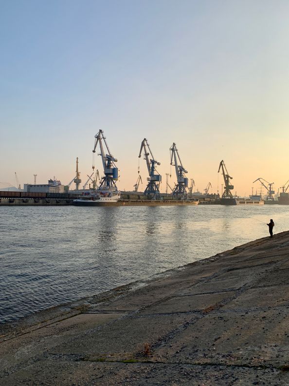 黄狗外贸物流集装箱码头